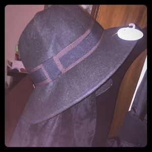 Italian Black Wool Hat NWT